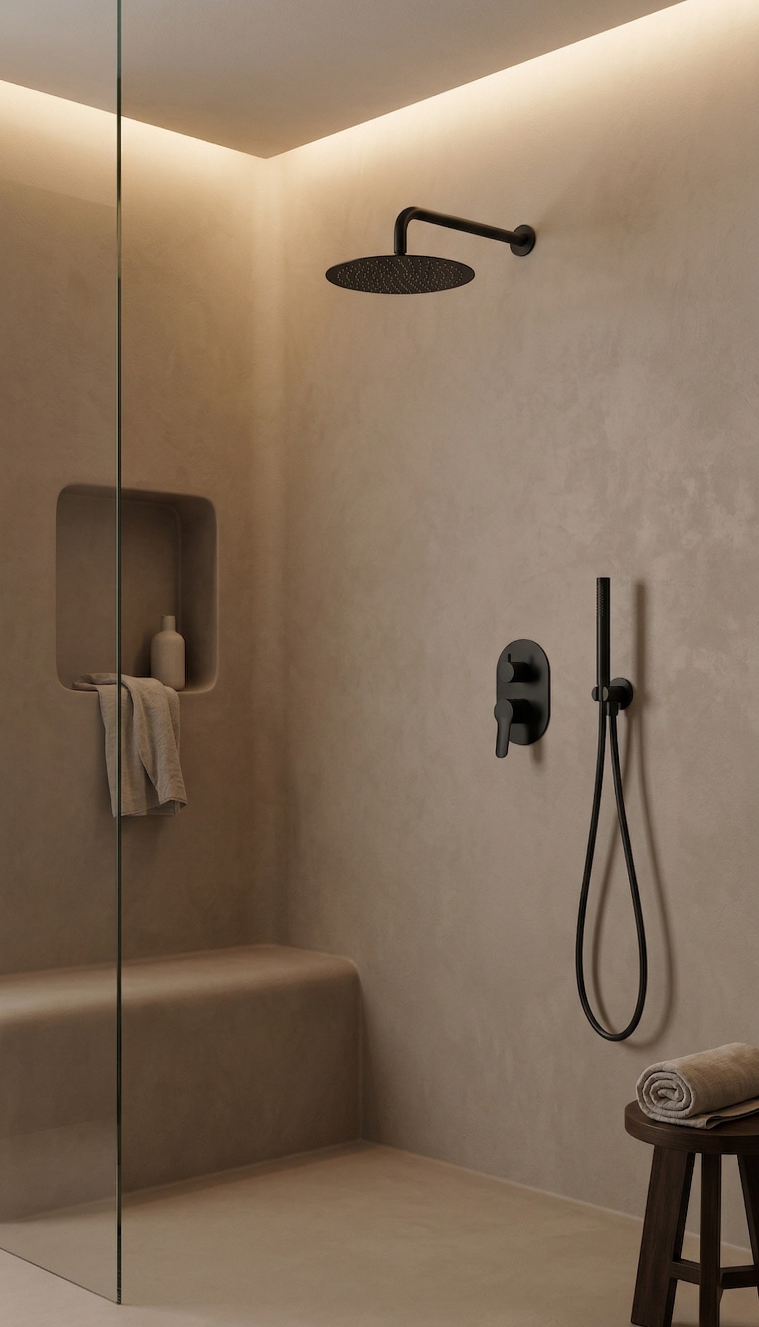 GIULIA SERIES – SHOWER HEAD AND HAND SPRAYER SET, A REFINED RAINFALL DESIGN FOR A CALM SHOWER EXPERIENCE.